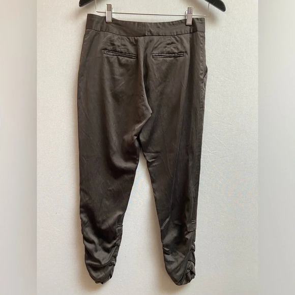 Daughters of liberation Anthropologie ruched cropped pants Sz 2 - Picture 2 of 8